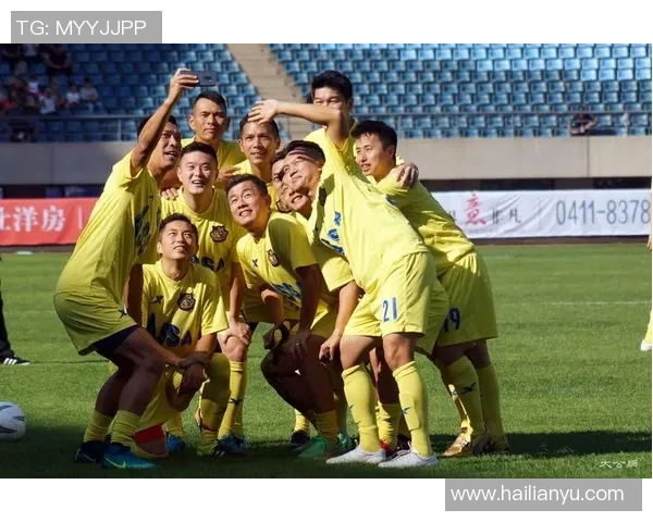 高尚足球星辉煌成长历程与球场精神的完美诠释